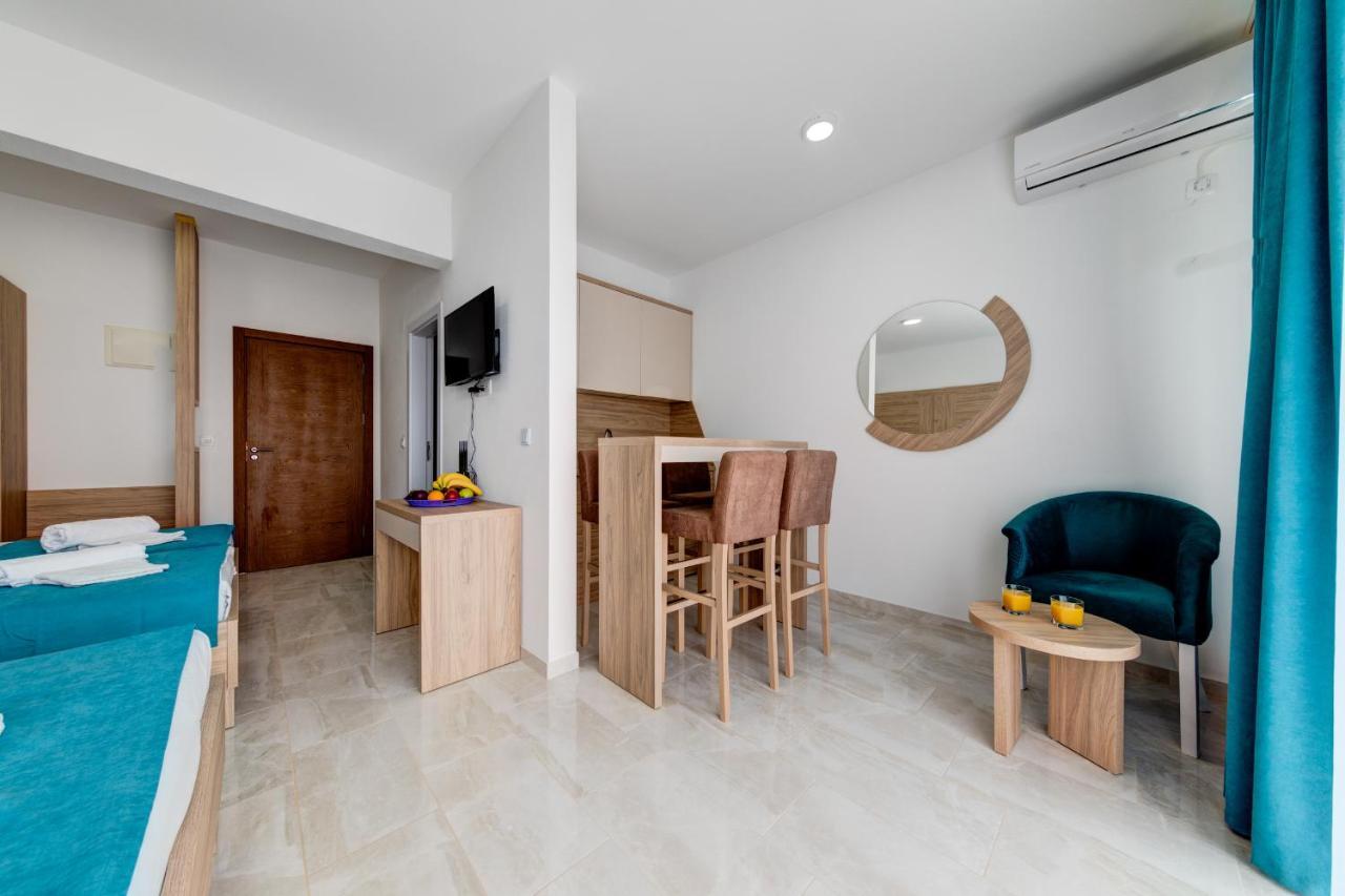 Sunways Apartments Добра вода Екстериор снимка