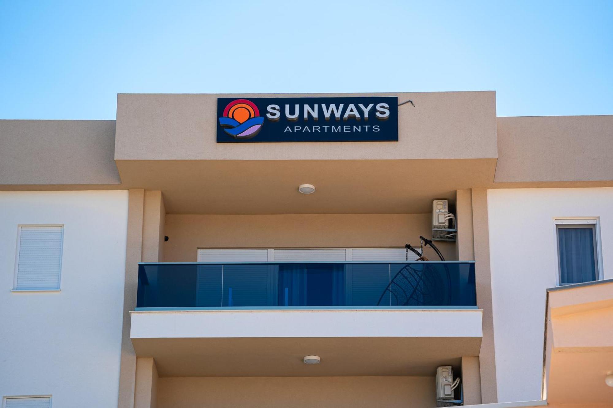 Sunways Apartments Добра вода Екстериор снимка